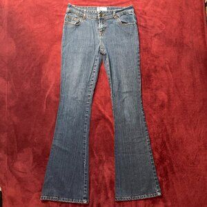 SO Jeans Size 9 Average Flare‎ Legs